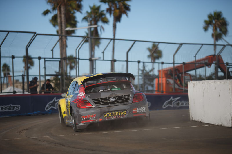 Illustration for article titled How Tanner Foust Went From Aspiring Doctor To Doctor Drift (Among Other Things)
